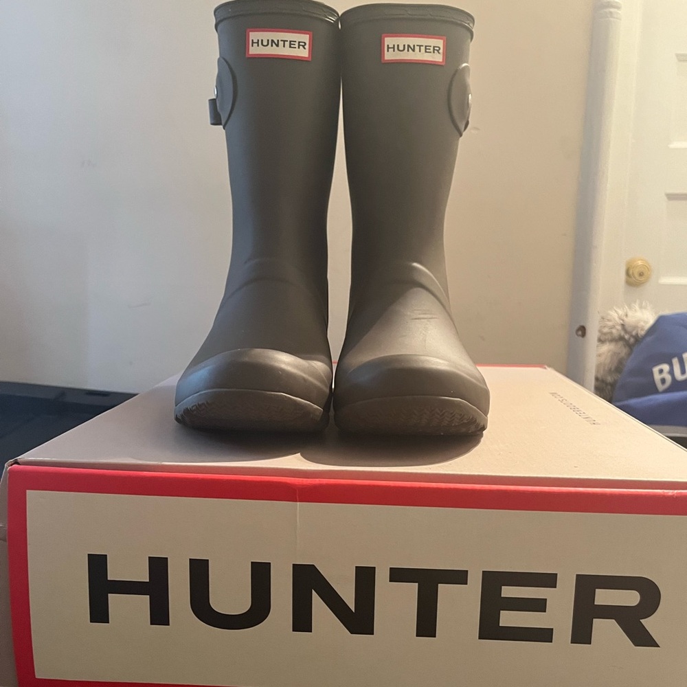 Hunter Matte Gray Tall Rain Boots